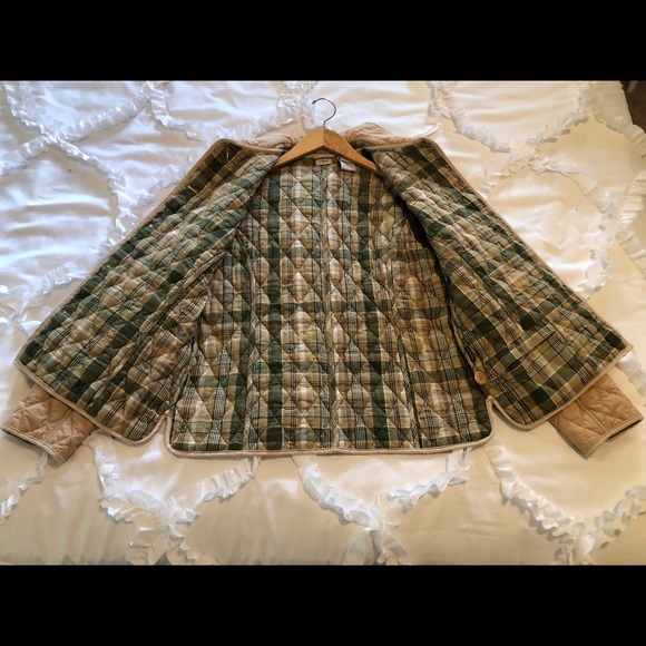 L.L. BEAN INSULATED QUILTED BARN JACKET, PETITE S - Picture 8 of 10